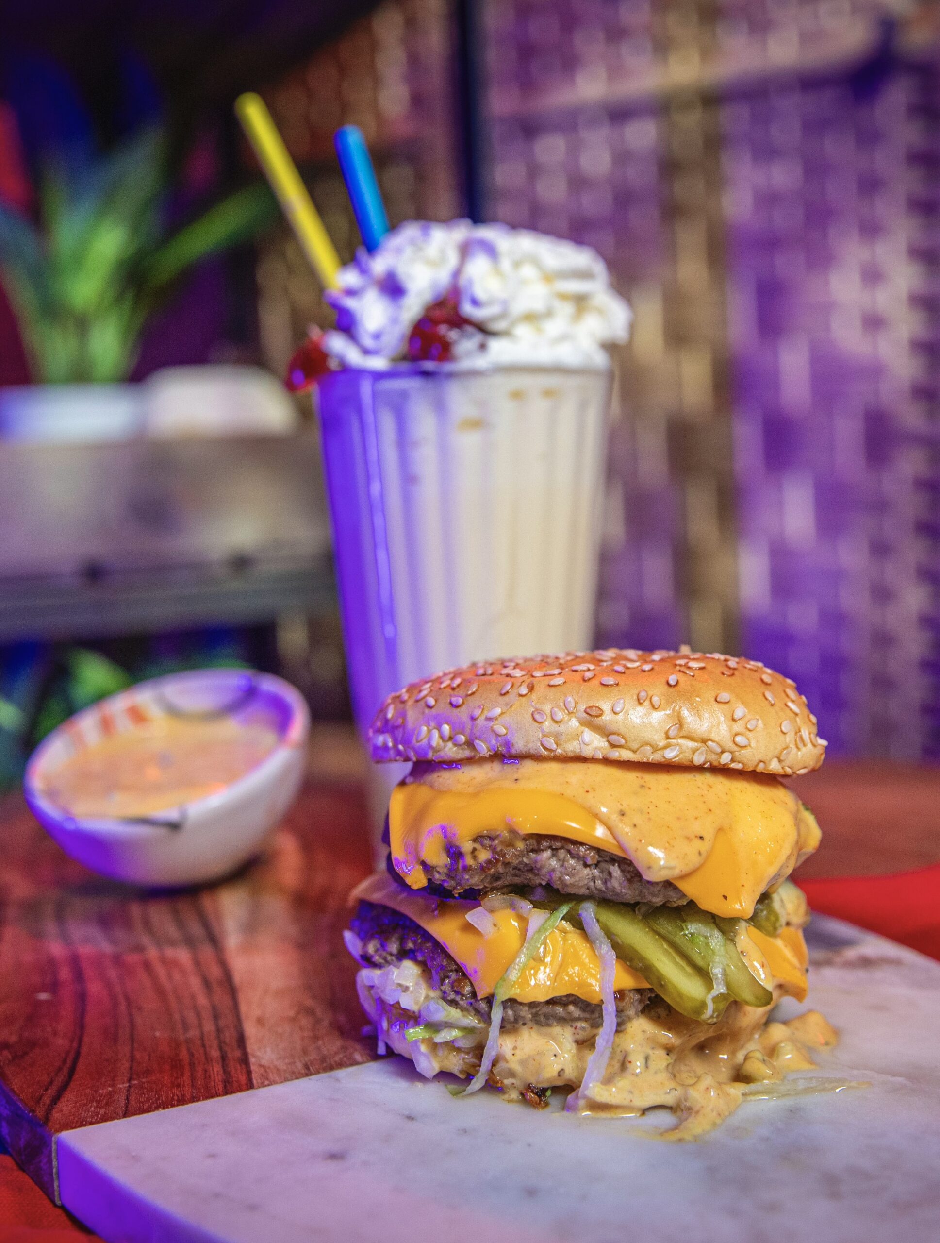 The Ains' Big Smashed Burger - Ainsley Harriott